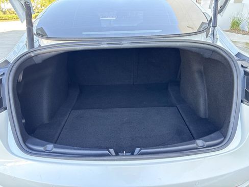 Used 2021 Tesla Model 3 Standard Range Plus RWD image 9