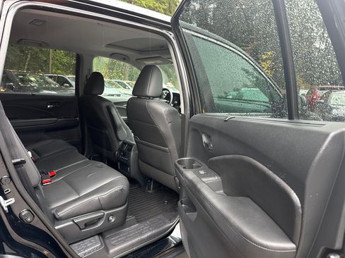 Used 2022 Honda Pilot EX-L image 11