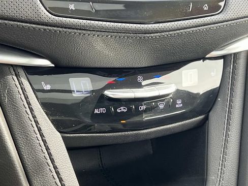 Certified 2024 Cadillac XT5 Premium Luxury AWD/4WD image 23