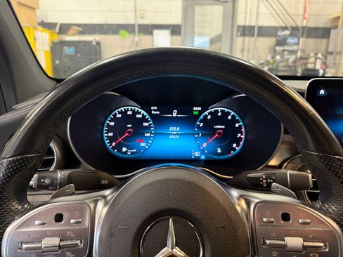 Used 2020 Mercedes-Benz GLC 300 4MATIC Coupe image 10