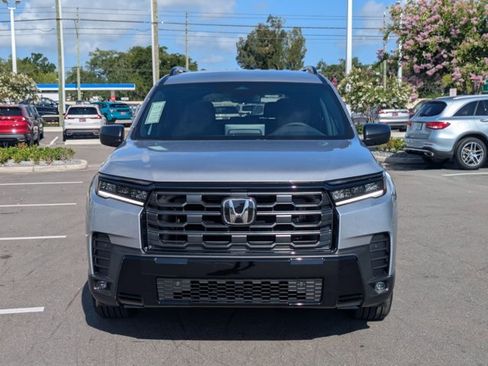 New 2026 Honda Pilot Sport image 6