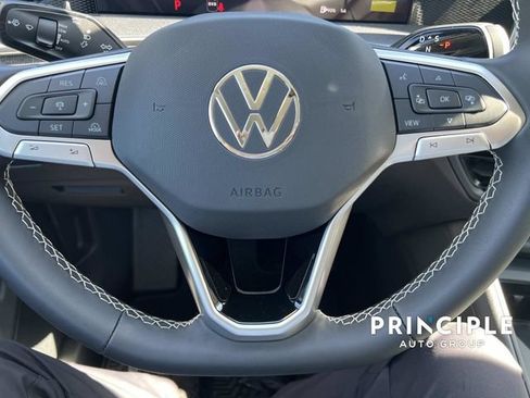 Used 2026 Volkswagen Tiguan S FWD image 17