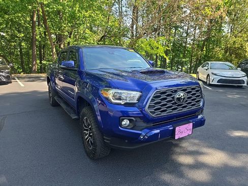 Certified 2023 Toyota Tacoma TRD Sport w/ Technology Package image 13