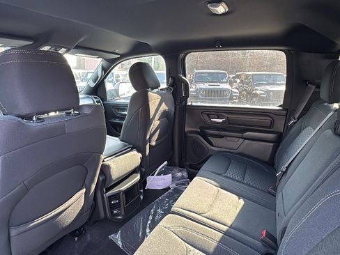 New 2026 RAM 1500 Express image 28