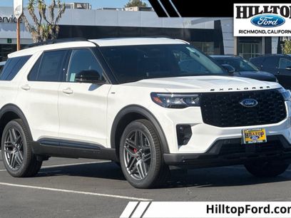 New 2025 Ford Explorer ST-Line w/ Premium Package