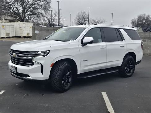 Used 2023 Chevrolet Tahoe LT w/ Luxury Package image 8