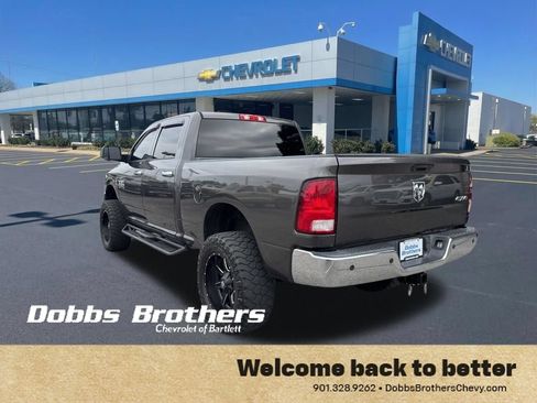 Used 2018 RAM 2500 Tradesman w/ Chrome Appearance Group AWD/4WD image 6