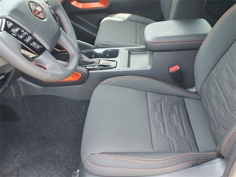 New 2025 Nissan Frontier PRO-4X image 16