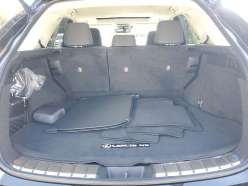 Certified 2024 Lexus NX 250 NX 250 Premium w/ Towing Package (2000 Lbs) image 8