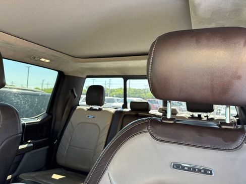 Used 2019 Ford F250 Limited w/ FX4 Off-Road Package AWD/4WD image 8