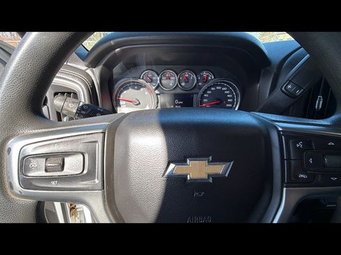 Used 2020 Chevrolet Silverado 1500 LT w/ Trailering Package RWD image 13