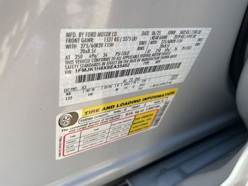 Used 2025 Ford Expedition Max Active RWD image 40
