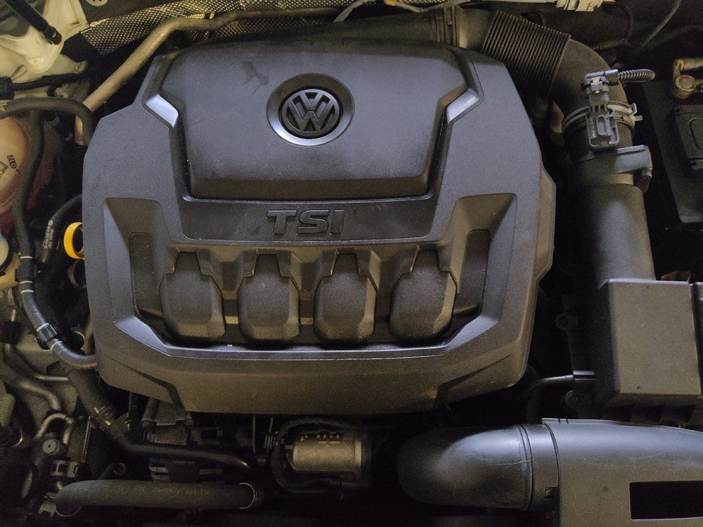 Used 2018 Volkswagen Passat 2.0T SE w/ SE Lighting Package FWD image 30