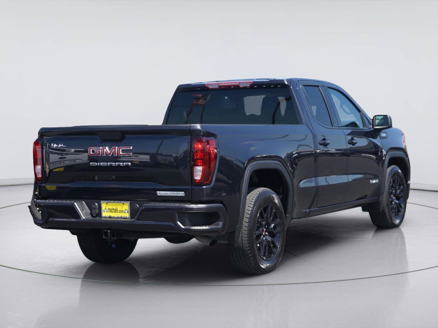 Used 2024 GMC Sierra 1500 Elevation RWD image 6