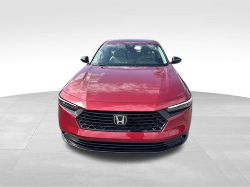 Used 2025 Honda Accord SE image 8