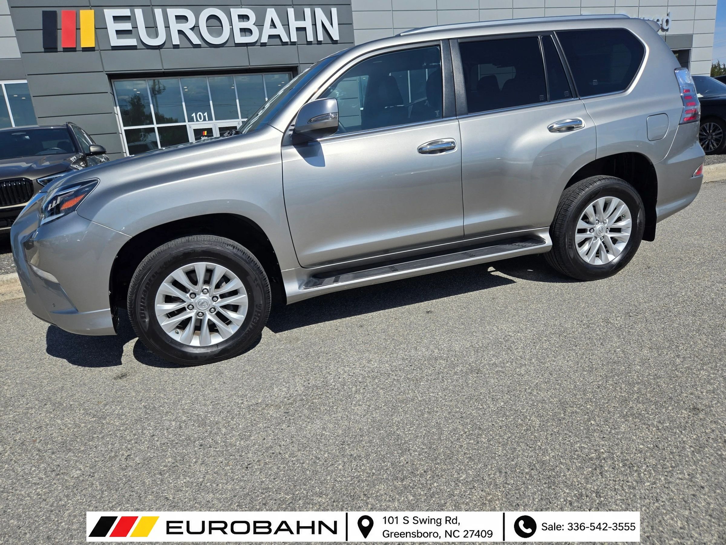 Used 2021 Lexus GX 460 Premium w/ Premium Package AWD/4WD image 27