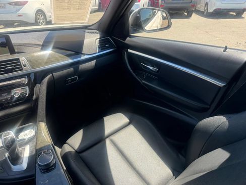 Used 2018 BMW 330i Sedan w/ Convenience Package RWD image 25