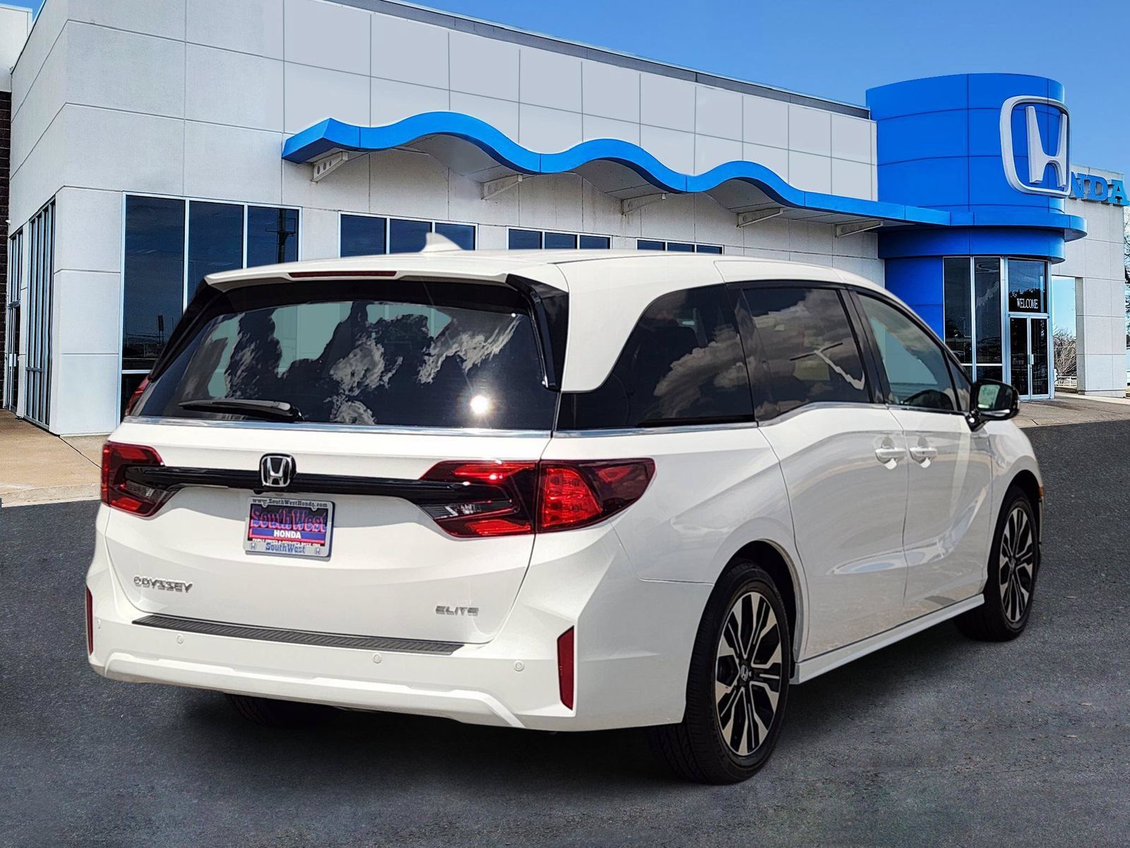 New 2026 Honda Odyssey Elite image 5