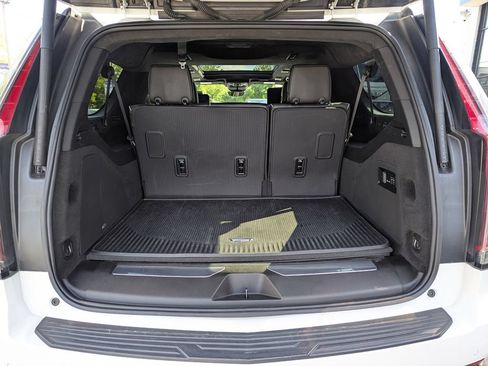 Used 2022 Cadillac Escalade ESV Sport Platinum AWD/4WD image 59