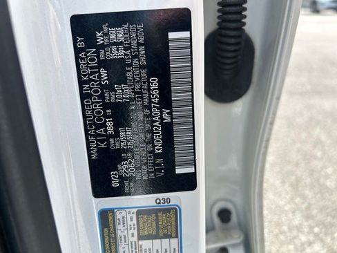 Used 2023 Kia Seltos S FWD image 9