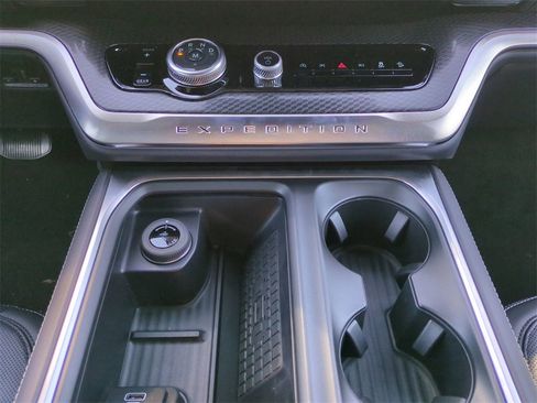 New 2025 Ford Expedition Platinum w/ Stealth Performance Package image 18