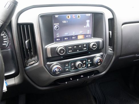 Used 2014 Chevrolet Silverado 1500 LT w/ LT Convenience Package image 3