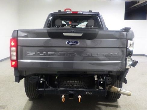 Used 2021 Ford F250 XLT w/ XLT Premium Package image 3