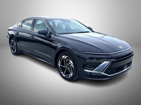 New 2026 Hyundai Sonata SEL image 3