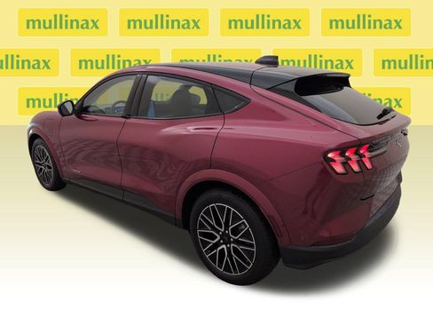 Used 2025 Ford Mustang Mach-E Premium RWD image 9