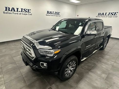 Used 2022 Toyota Tacoma Limited AWD/4WD image 36