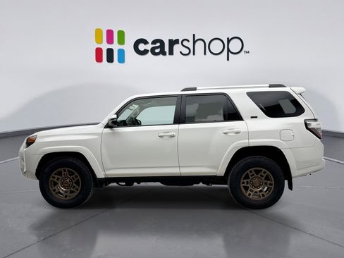Used 2023 Toyota 4Runner SR5 Premium w/ Moonroof Package image 2