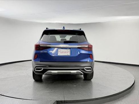 Used 2022 Kia Seltos SX AWD/4WD image 7