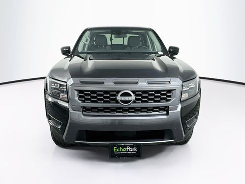 Used 2026 Nissan Frontier SV RWD image 2