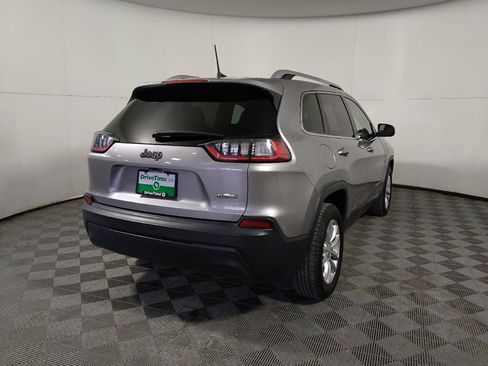 Used 2019 Jeep Cherokee Latitude w/ Popular Appearance Group FWD image 7