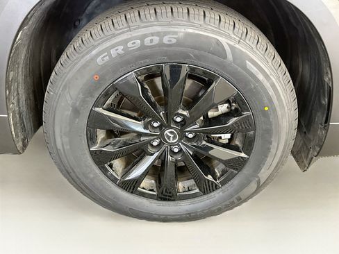 Used 2025 MAZDA CX-50 AWD 2.5 S w/ Preferred Package image 11