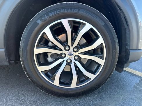 Used 2025 Ford Explorer ST-Line AWD/4WD image 3