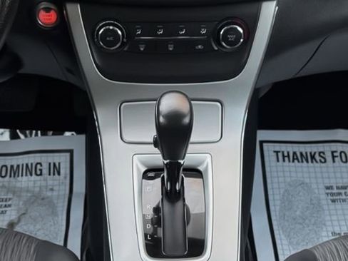 Used 2015 Nissan Sentra SV image 17
