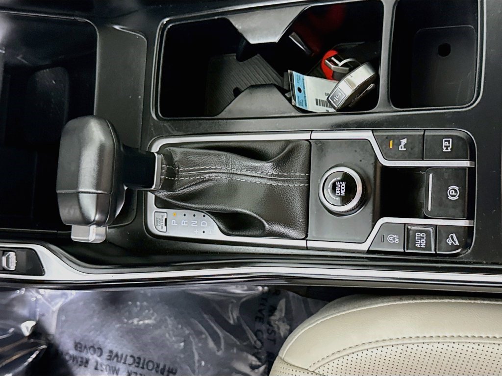 Used 2025 Kia Sorento S w/ Panoramic Sunroof Package FWD image 19