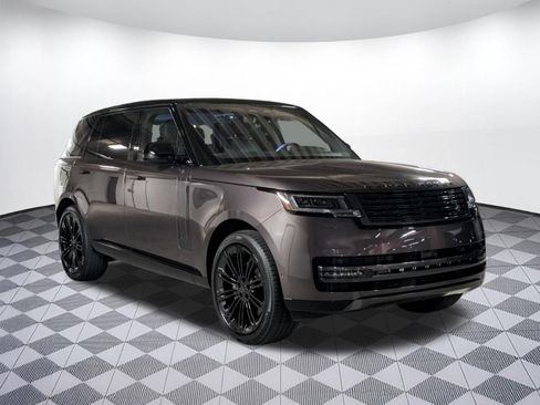 New 2026 Land Rover Range Rover Long Wheelbase SE AWD/4WD image 14