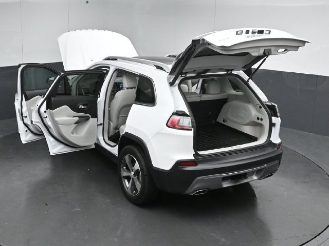 Used 2021 Jeep Cherokee Limited w/ Trailer Tow Group AWD/4WD image 54