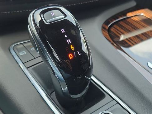 Certified 2023 Cadillac Escalade Premium Luxury AWD/4WD image 54