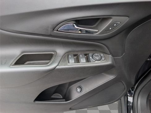 Used 2023 Chevrolet Equinox LT FWD image 19