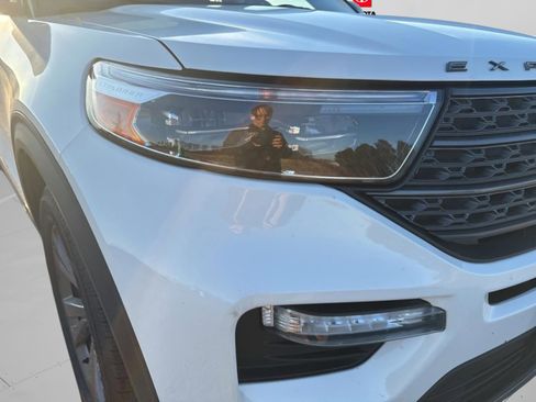 Used 2022 Ford Explorer XLT w/ Equipment Group 202A image 46