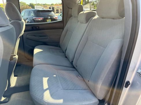 Used 2011 Toyota Tacoma 4x4 Double Cab w/ SR5 Pkg #2 image 71
