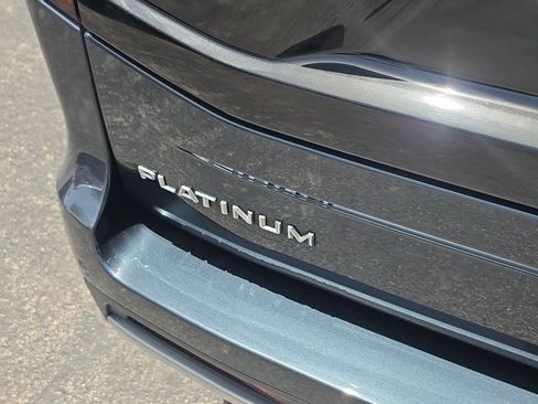Certified 2025 Ford Expedition Max Platinum w/ Driver's Package AWD/4WD image 8