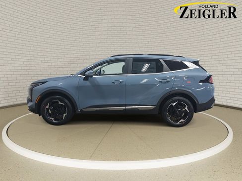 New 2026 Kia Sportage EX image 8