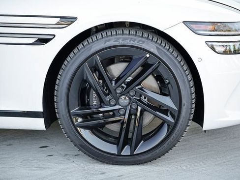 New 2026 Genesis G80 3.5T Prestige image 4