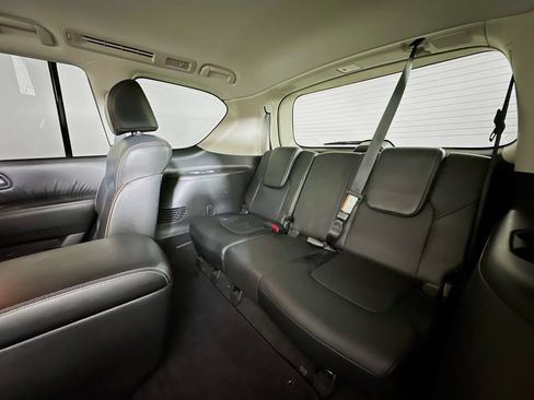Used 2017 Nissan Armada Platinum w/ Captain Seat Package RWD image 28