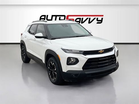 Used 2022 Chevrolet TrailBlazer LT w/ Driver Confidence Package image 1