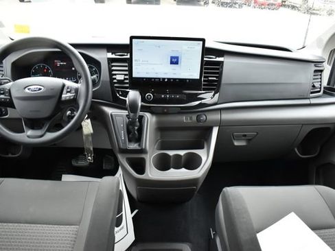 Used 2024 Ford Transit 350 XLT RWD image 18